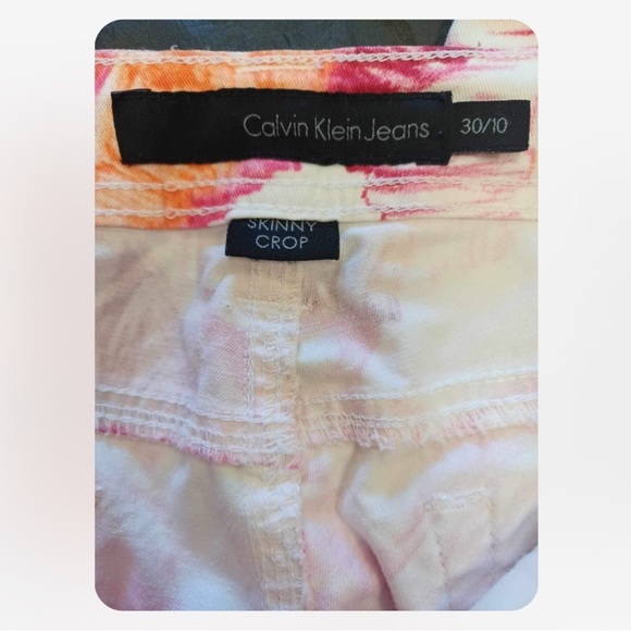 Calvin Klein Women's Ankle Jeans - Pink and Orange Pattern - Picture 6 of 9